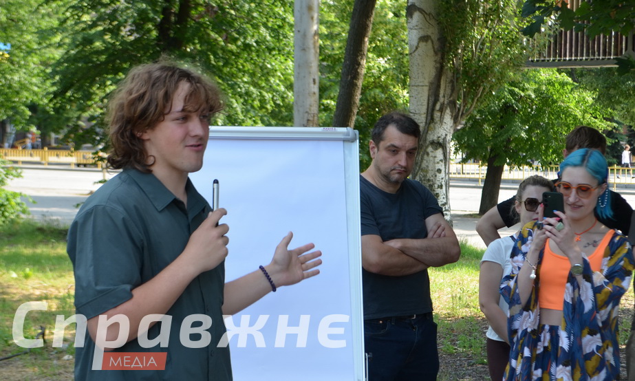 Александр Спивак