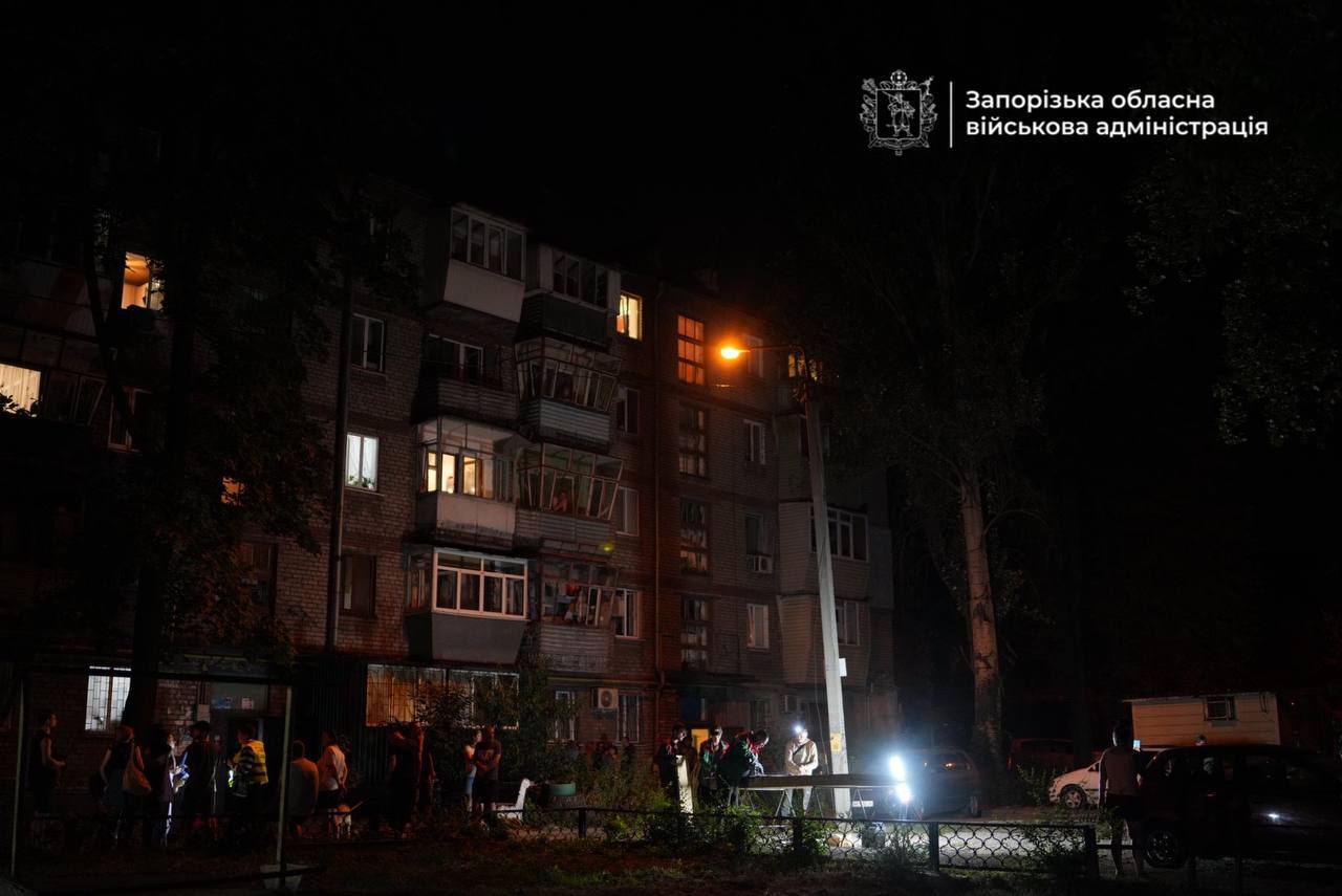 Атака спричинила пошкодження шістьох багатоповерхівок та чотирьох приватних будинків