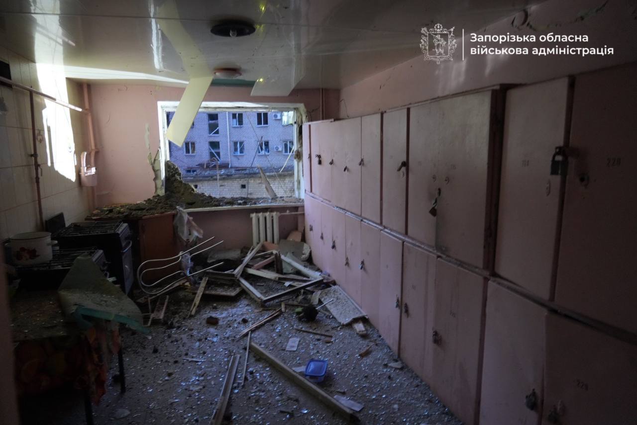 Число раненых в Запорожье уже достигло 11 Ворог зруйнував гуртожиток у Запоріжжі