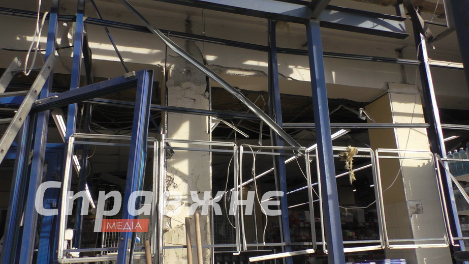 Что рассказывают жители атакованной многоэтажки в Запорожье