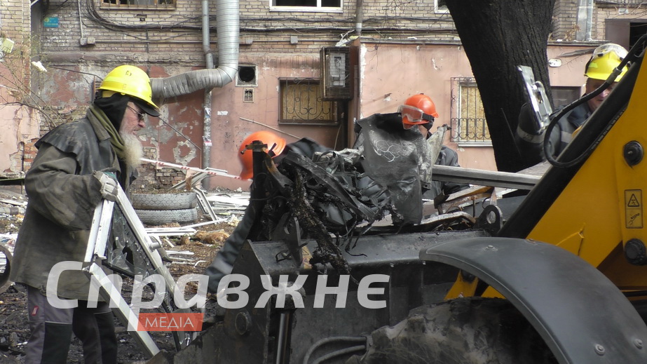 Запоріжжя після атаки: як вигляд мають двори і що розповідають містяни