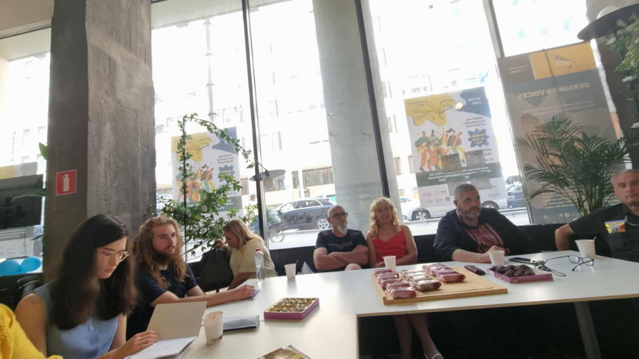 Понад рік у Брюсселі є Українська літературна студія, яку вже вітають на літературних бельгійських фестивалях Письменниця з Запоріжжя створила в Брюсселі українську літстудію