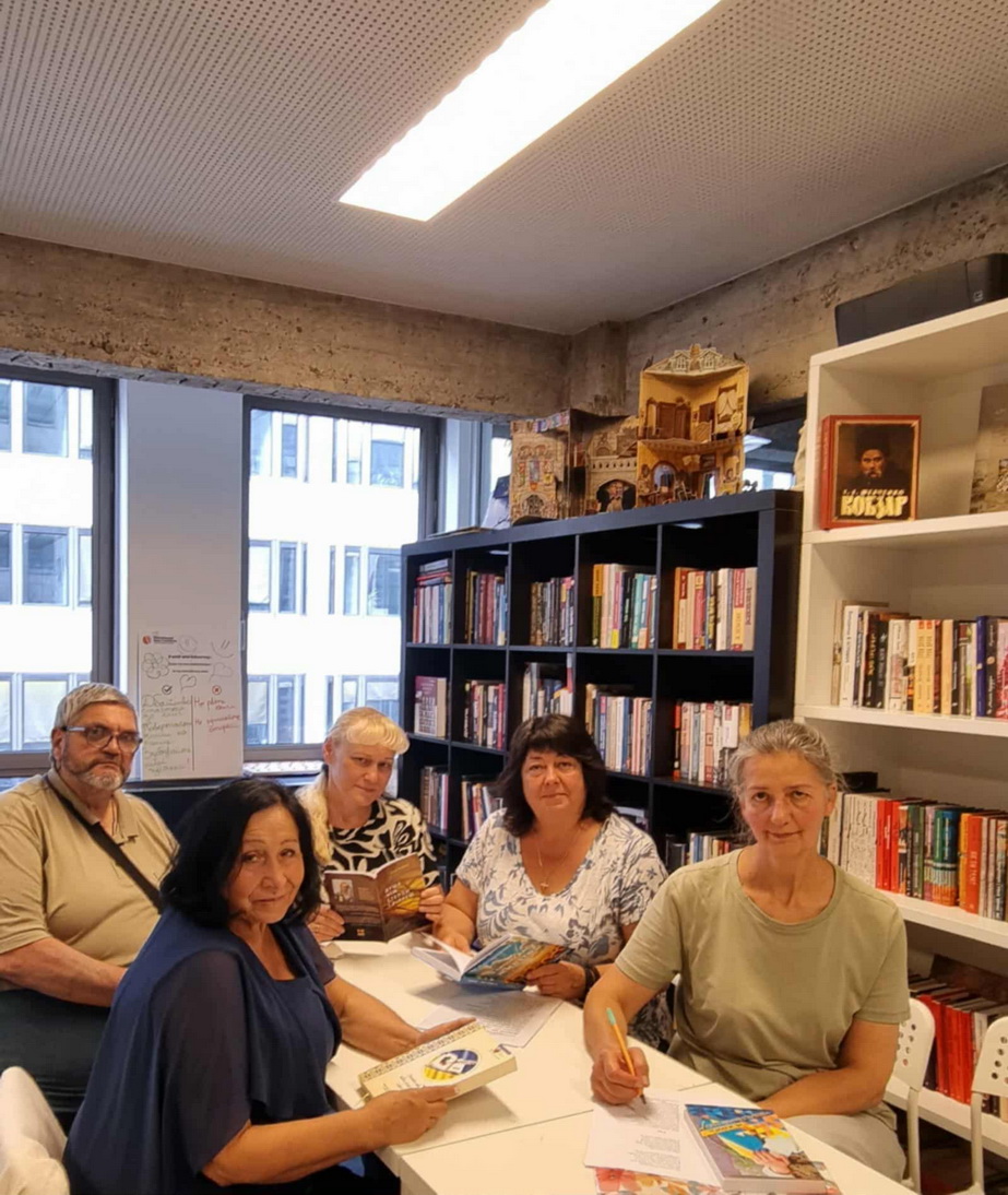 Понад рік у Брюсселі є Українська літературна студія, яку вже вітають на літературних бельгійських фестивалях Письменниця з Запоріжжя створила в Брюсселі українську літстудію