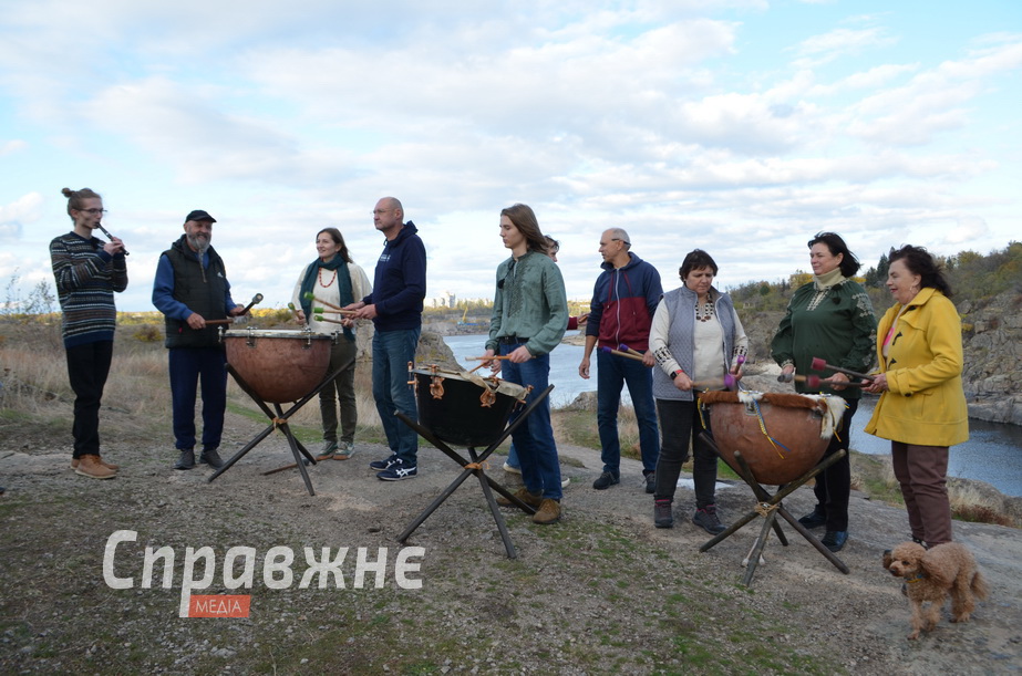 После разгона Сечи должность довбыша надолго канула в небытие. Возрождаться начала только сейчас Посвящение в довбыши в Запорожье