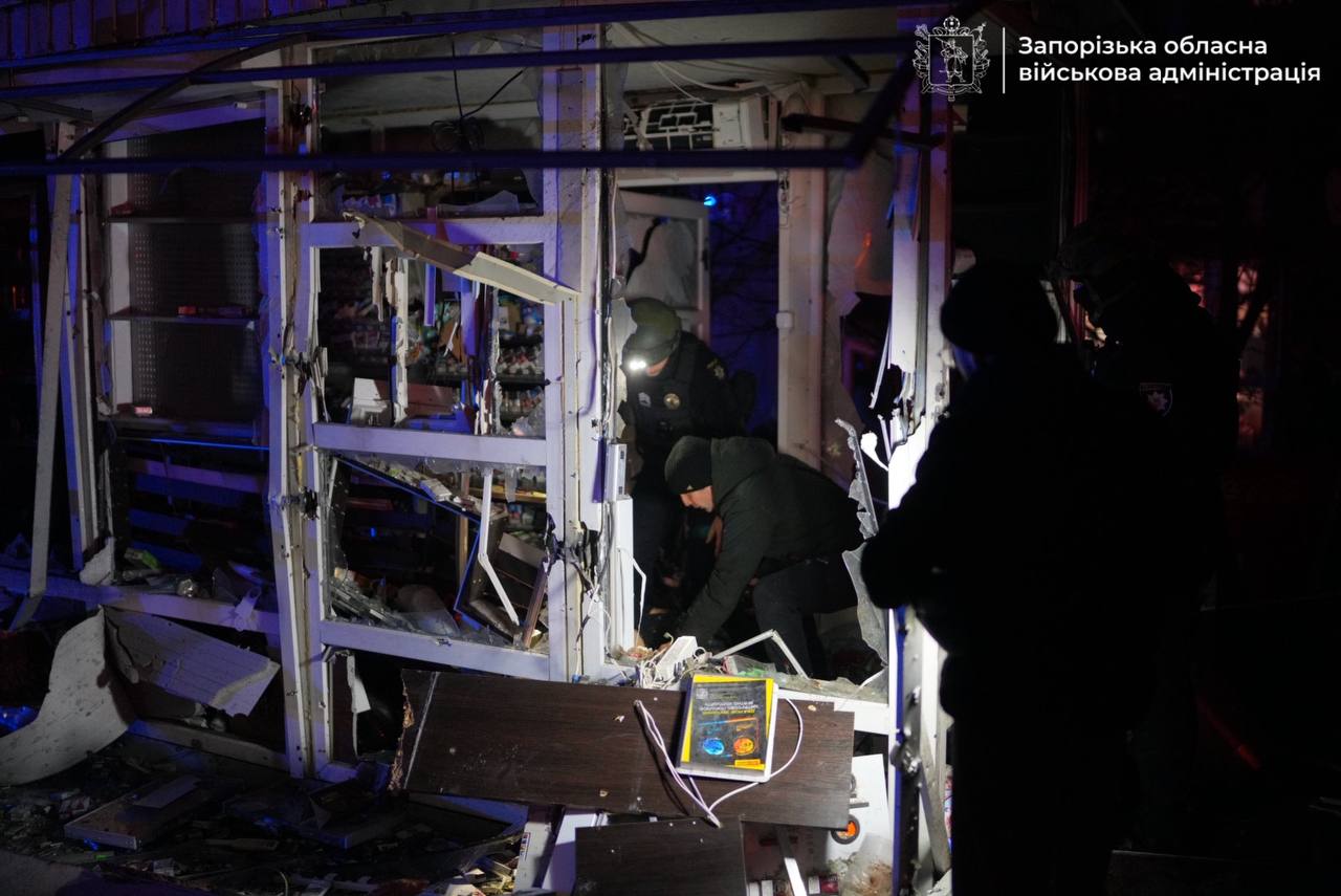 Загиблі, поранені, пожежі: ворог атакував Запоріжжя