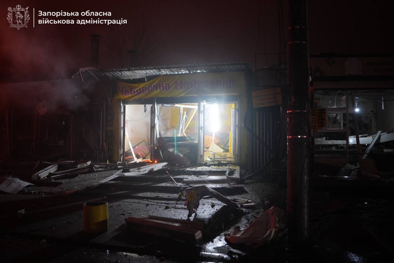 Загиблі, поранені, пожежі: ворог атакував Запоріжжя