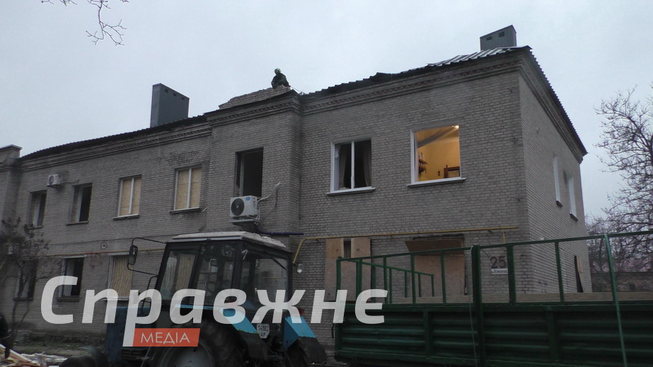 Жити тут неможливо, – жителька втретє постраждалого будинку в Запоріжжі