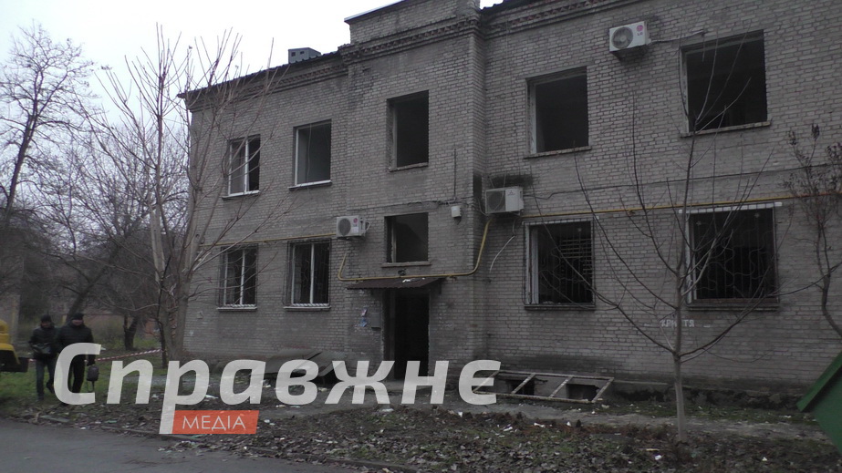 Шевченковский район Запорожья приходит в себя от очередной российской воздушной атаки Жить здесь невозможно, – жительница третий раз пострадавшего дома в Запорожье