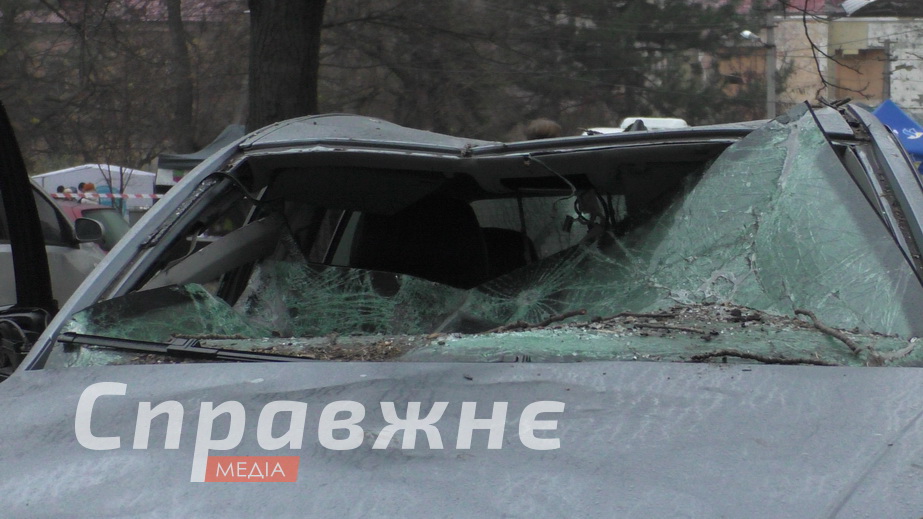 Жити тут неможливо, – жителька втретє постраждалого будинку в Запоріжжі