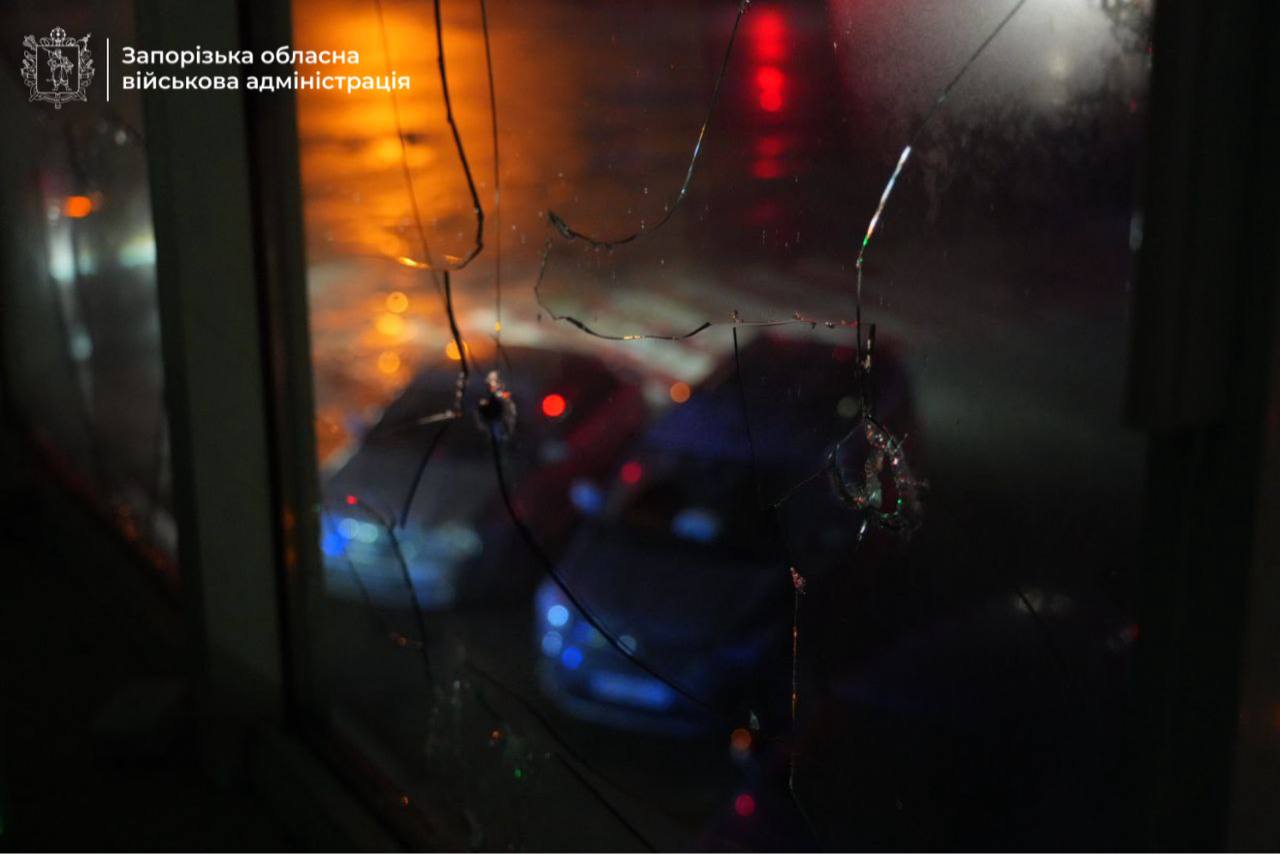 Росіяни вдари по ТЦ у Запоріжжі 