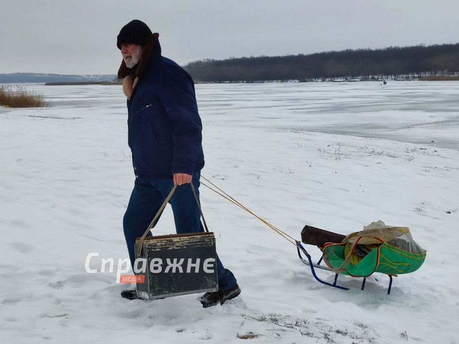 Рятувальники вийшли на кригу в Запоріжжі