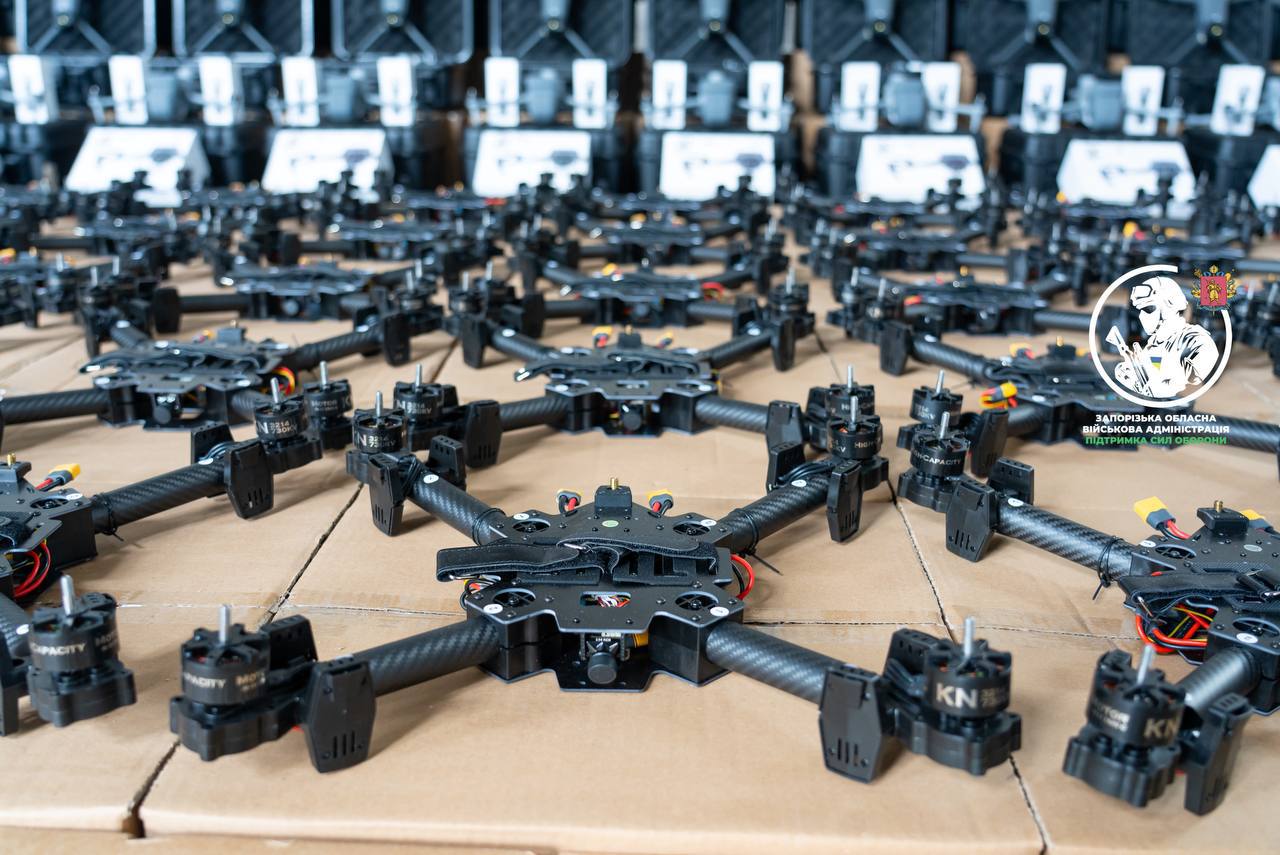 Дроны и средства дистанционного минирования передали бойцам ГУР в Запорожье