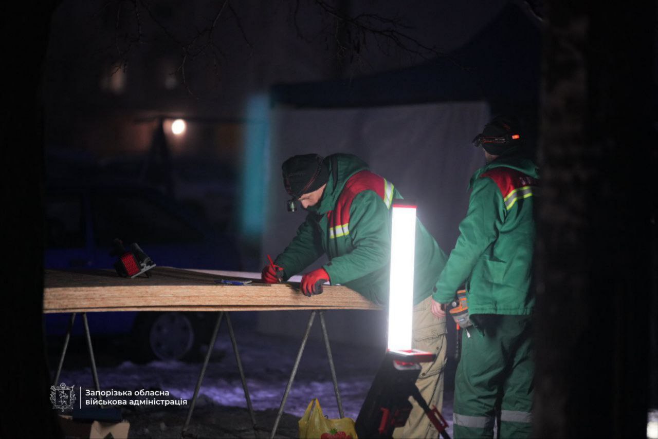 Ворог пошкодив понад 10 житлових будинків у Запоріжжі 