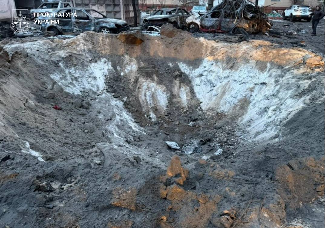 Россияне ударили по спальному району Запорожья около пяти утра, применив, по предварительной информации, реактивную систему залпового огня