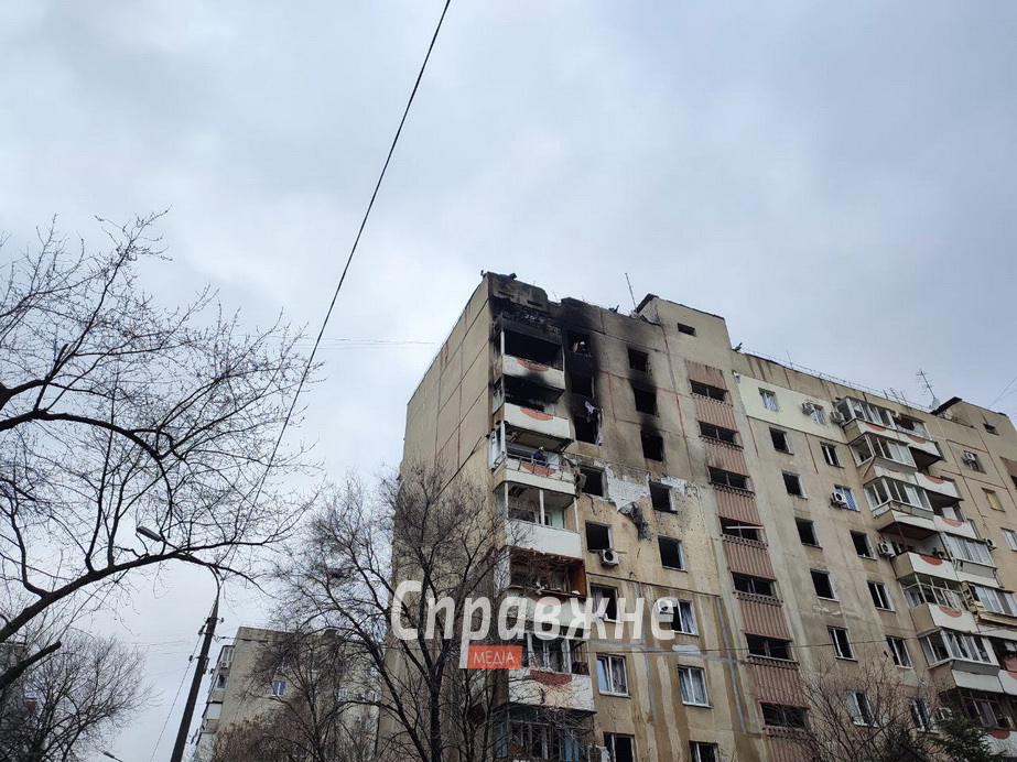 Постраждала багатоповерхівка