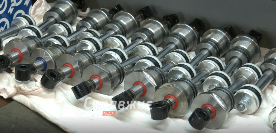 Релокация из-под обстрелов: как ореховцы налаживают производство в Запорожье