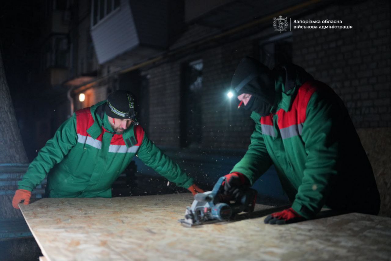 Черговий удар ворога пошкодив багатоповерхівку в Запоріжжі 