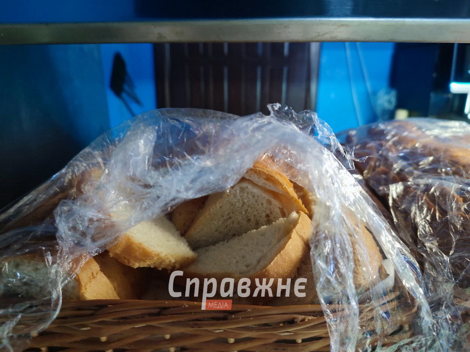 Она профессиональная юрист, он – инженер-строитель. После начала полномасштабной войны семья оставила бизнес и дом, но не идею работать для людей Потеряли бизнес в оккупации – запустили столовую в Запорожье