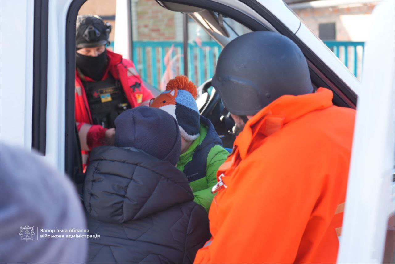 Помощь пострадавшим