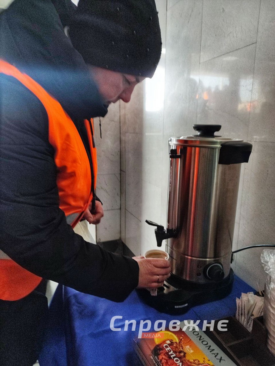 Гарячі напої на вокзалі