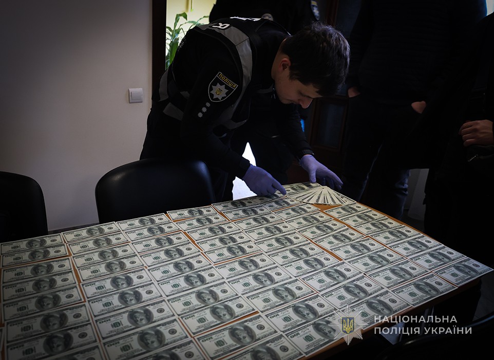 У Запоріжжі 47-річний адвокат погорів на ухилянтах