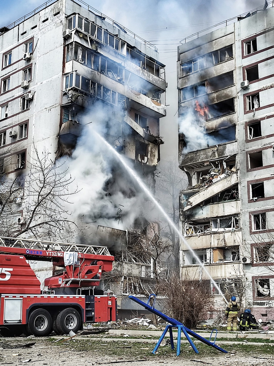 Дом после удара (архив)