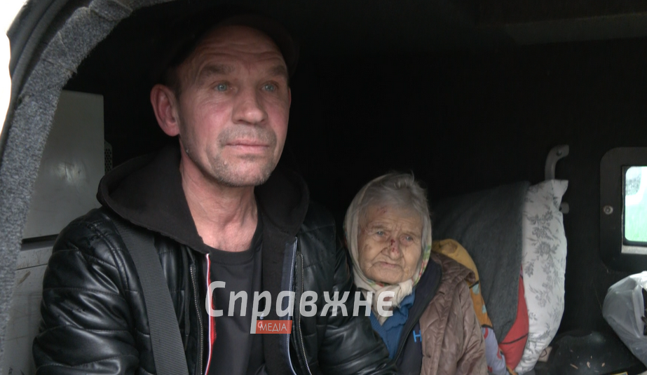 Володимир із мамою