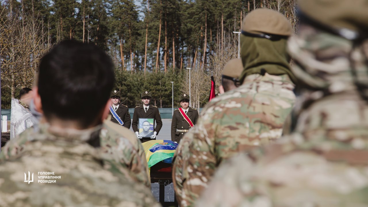 Бразильский доброволец погиб в защите Запорожья Прощання з бразильським легіонером