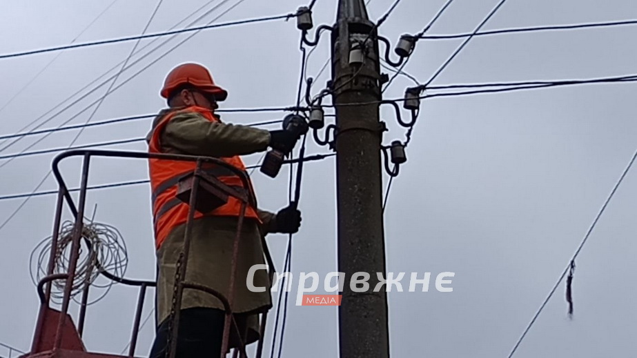 16-поверхівку в Запоріжжі потрощив "Шахед"