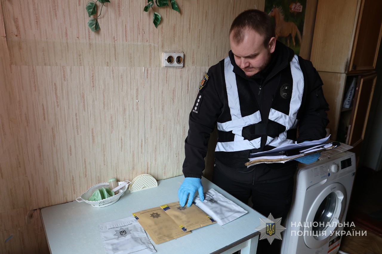 В Запорожье задержали 55-летнюю женщину с партией метадона