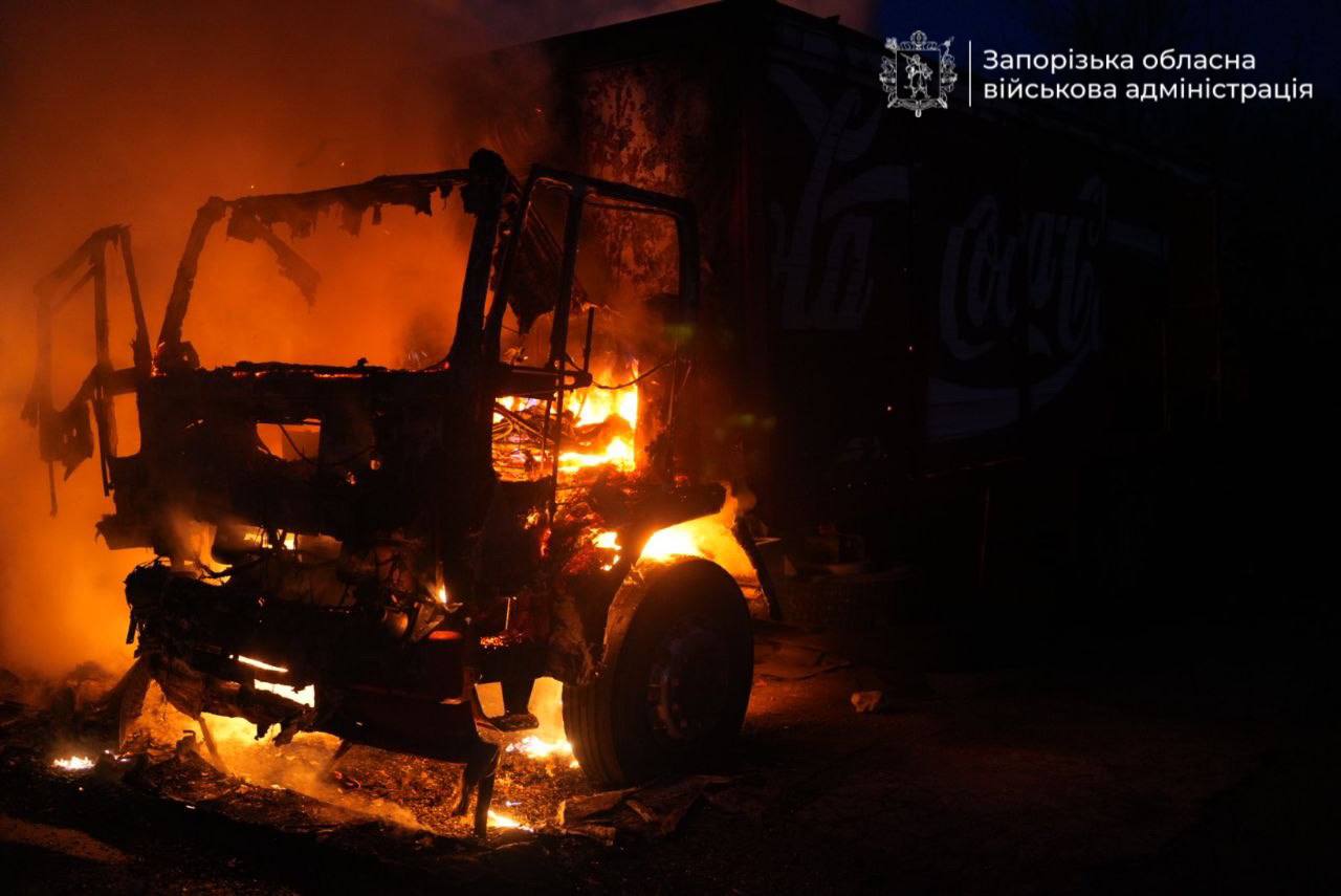 Возникли пожары, горела, в частности автостоянка