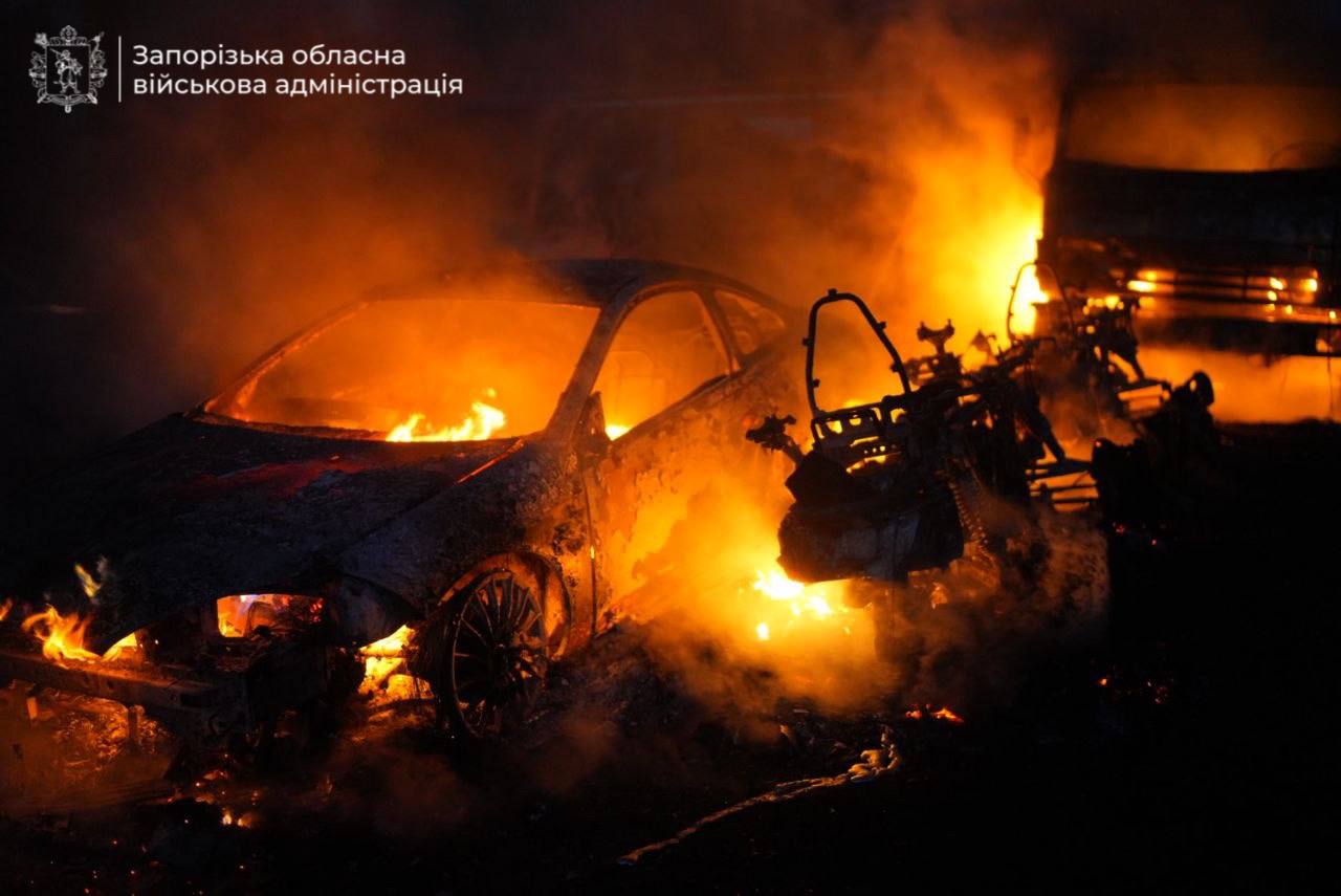 Возникли пожары, горела, в частности автостоянка