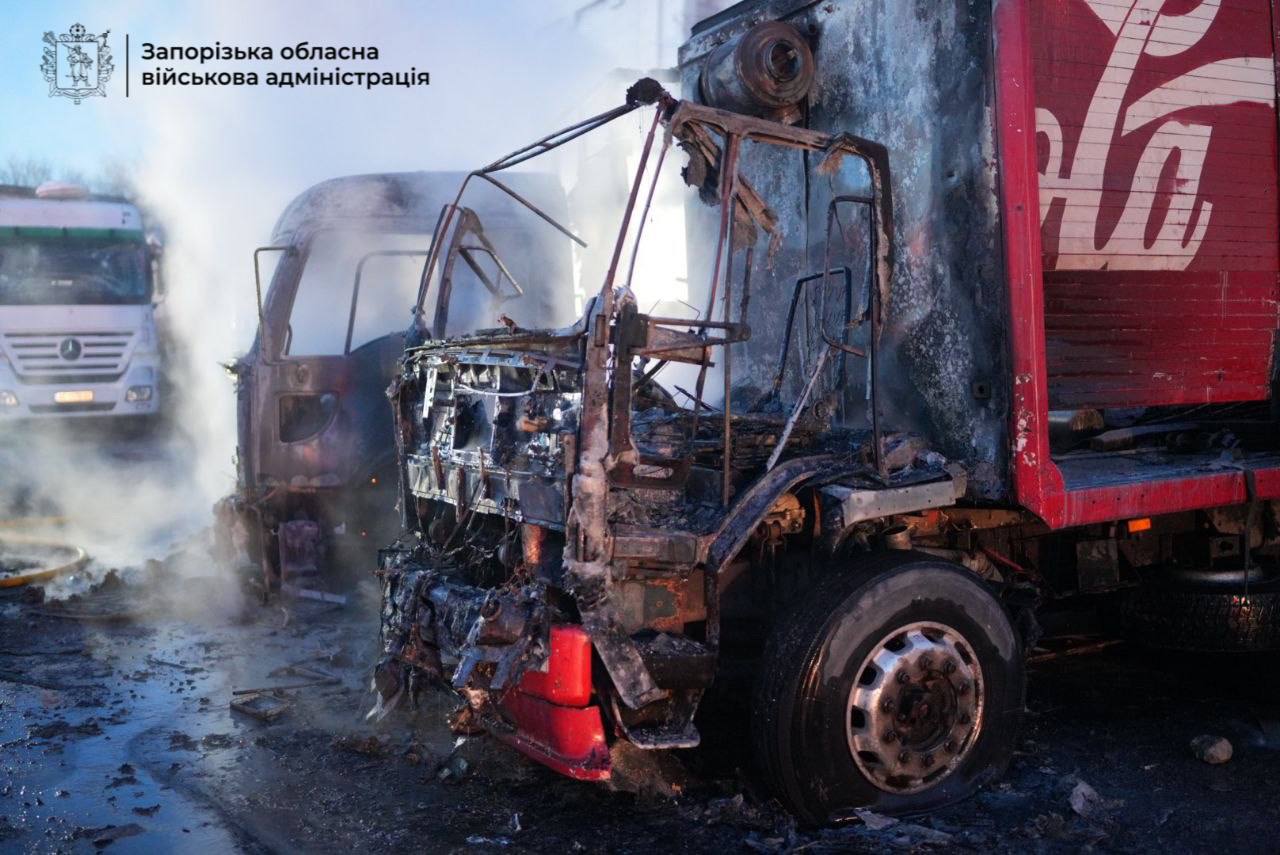 Возникли пожары, горела, в частности автостоянка