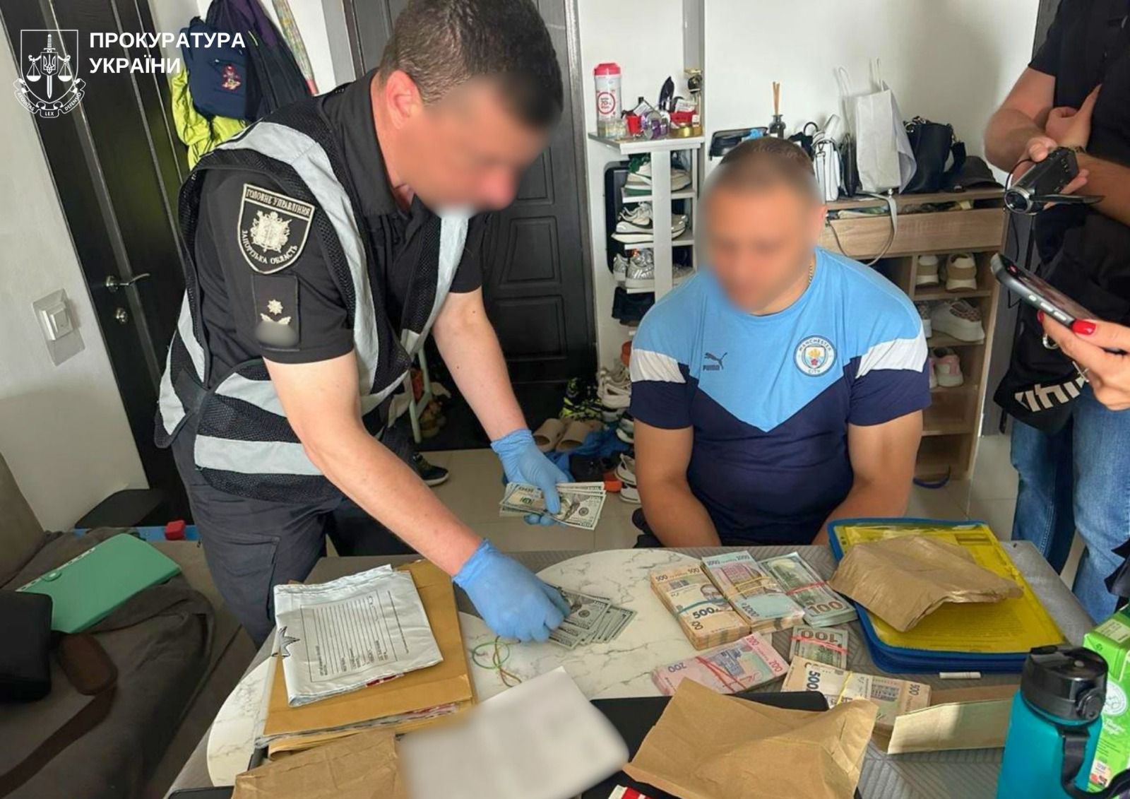 Справа про обіг тютюнового контрафакту пішла до суду 