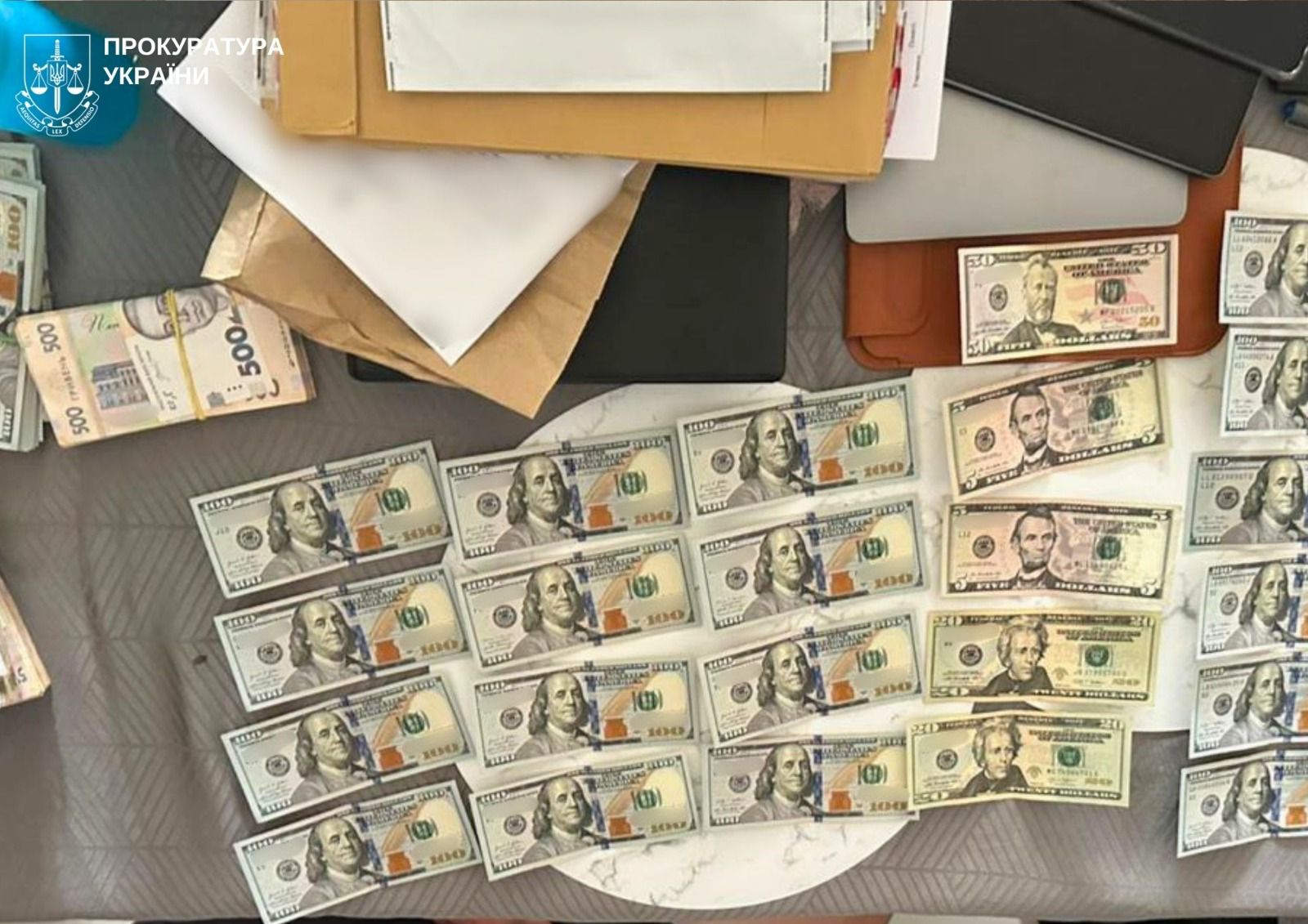 Справа про обіг тютюнового контрафакту пішла до суду 