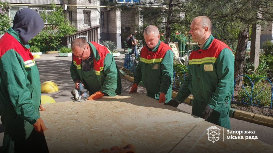 У 44 будинках "закрито" вікна після дронової атаки на Запоріжжя