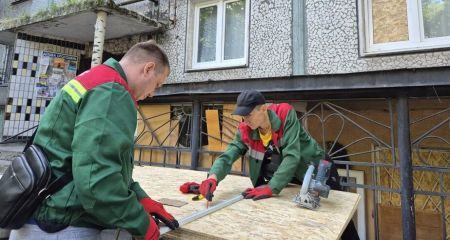 Первоочередные работы после двух авиаударов завершили в Запорожье