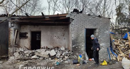 "Найдобрейших собак складывали в мешок" &ndash; репортаж из приюта в Запорожье после удара