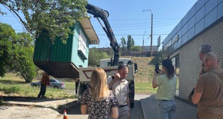 В Запоріжжі Муніципальна варта бореться з незаконною торгівлею