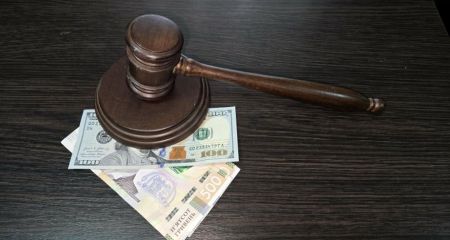 У Запоріжжі засудили бердянську "валютницю"