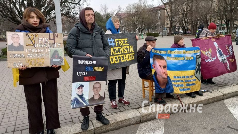 "Я за него и печень отдам": единственного сына ждут из плена пожилые родители в Запорожье