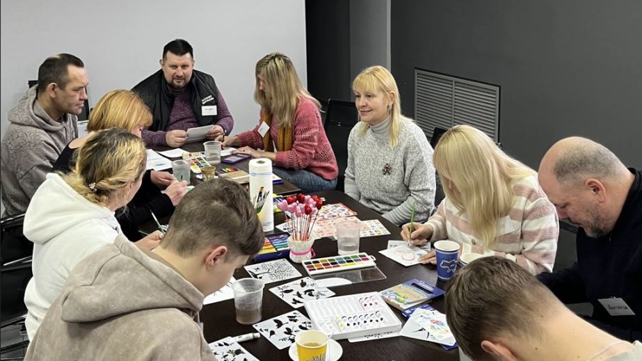 Арт-терапию провели для семей защитников и ветеранов на Запорожье &ndash; кадры