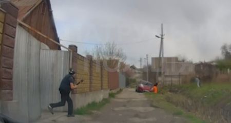 Напад із сокирою на поліціянтів: батькові запоріжця в СЗЧ повідомили про підозру