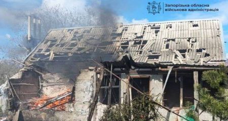 Загиблий та 21 поранений: окупанти завдали 850 ударів по Запоріжжю та області