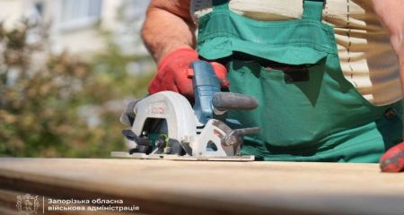 44 житлові будинки пошкоджені в Запоріжжі після авіаударів