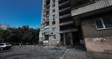 Атака FPV на багатоповерхівку: волонтери надали допомогу 23 запорізьким родинам