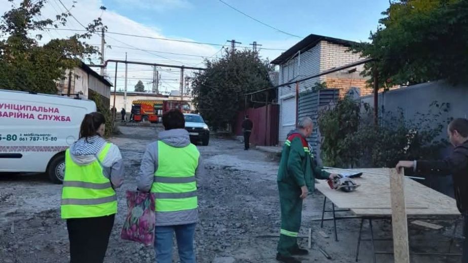 Атака на Запорожье: в двух районах повреждено более десятка домов