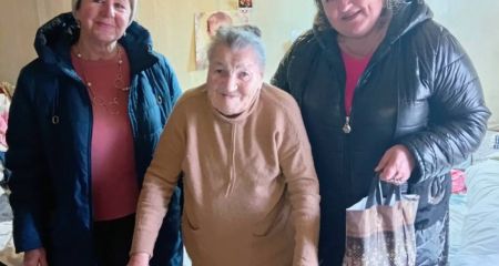 Довгожительку з-під Запоріжжя вітали з нагоди 98-річчя