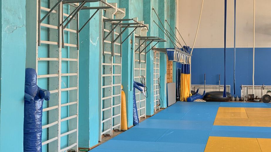 В Мелітополі окупанти використовують уроки фізкультури для військової підготовки підлітків
