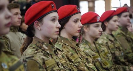 Запоріжці в окупації пручаються мілітаризації дітей